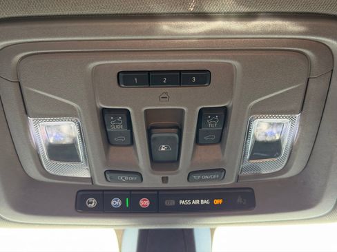 Used 2021 Chevrolet Silverado 1500 LT Trail Boss AWD/4WD image 26