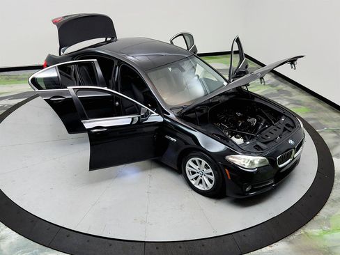 Used 2016 BMW 528i Sedan image 33