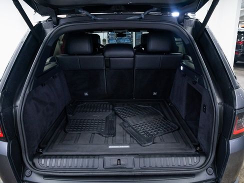 Used 2019 Land Rover Range Rover Sport HSE Dynamic image 8