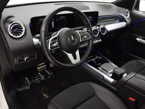 Certified 2023 Mercedes-Benz GLB 250 image 21