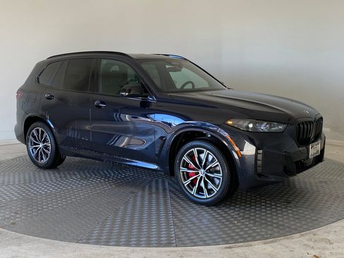 New 2026 BMW X5 M60i w/ Executive Package image 6