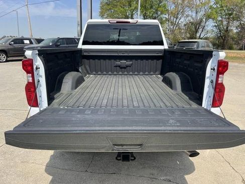 Used 2025 Chevrolet Silverado 2500 LT AWD/4WD image 21