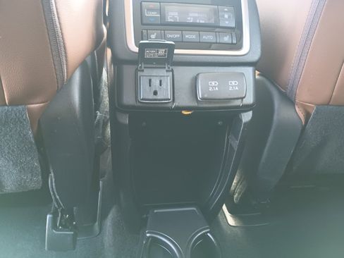 Used 2022 Subaru Ascent Touring image 26