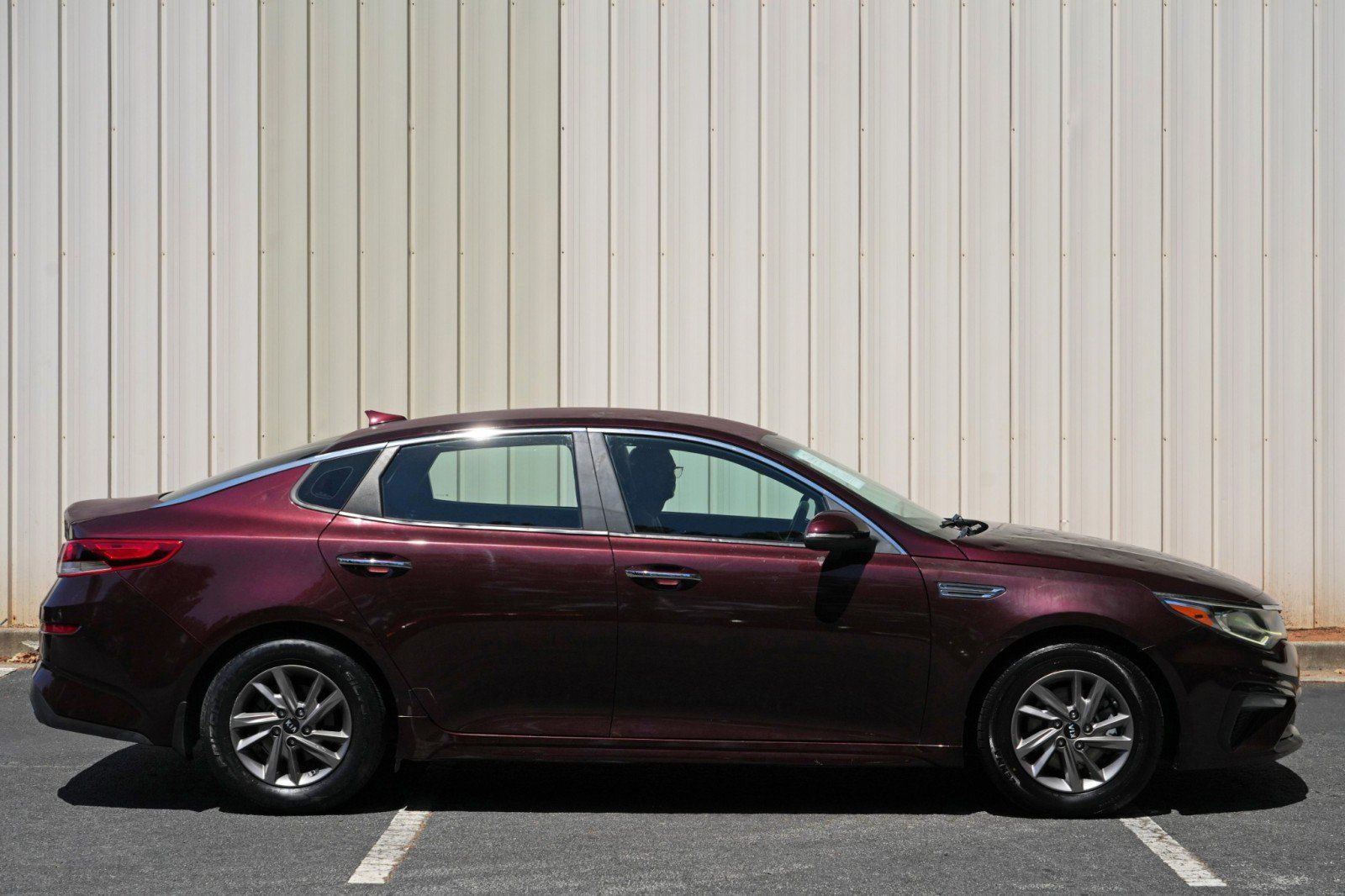 Used 2020 Kia Optima LX FWD image 44