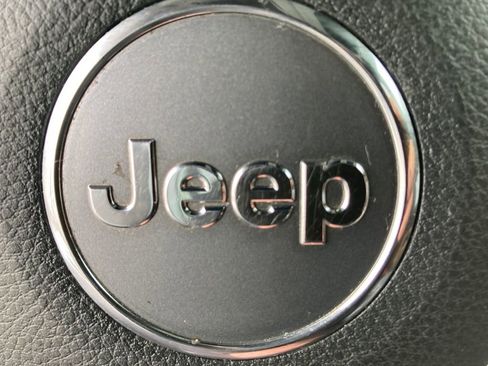 Used 2018 Jeep Wrangler Unlimited Rubicon image 29