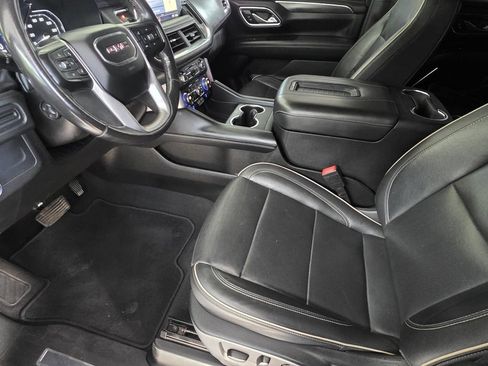 Used 2021 GMC Yukon SLT w/ SLT Premium Package AWD/4WD image 6