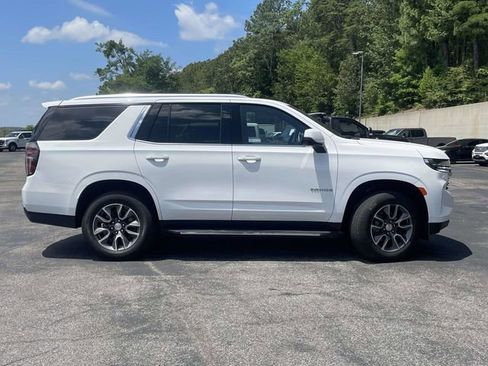 Used 2024 Chevrolet Tahoe LT w/ LT Signature Package RWD image 2