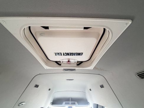 Used 2016 Ford Transit 350 XL RWD image 19