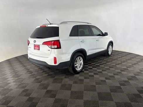 Used 2015 Kia Sorento LX AWD/4WD image 5
