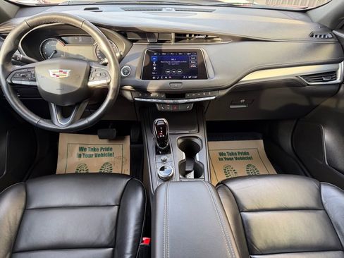 Used 2022 Cadillac XT4 Premium Luxury w/ Safety Alert Package image 13