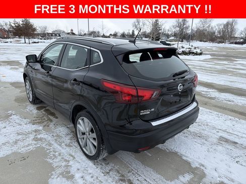 Used 2019 Nissan Rogue Sport SL w/ Premium Package image 29