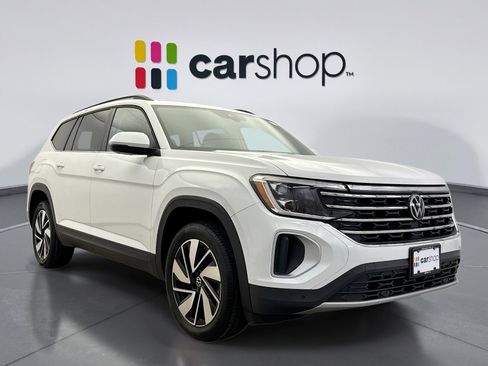 Used 2024 Volkswagen Atlas SE image 7