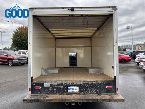 Used 2022 Ford E-350 and Econoline 350 Super Duty w/ Power Windows & Locks Group image 25