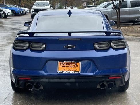 Used 2019 Chevrolet Camaro SS image 5