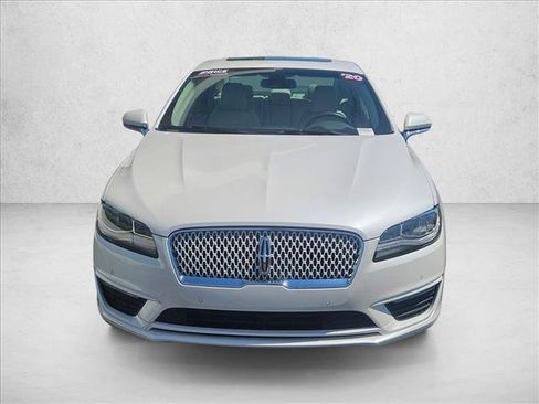 Used 2020 Lincoln MKZ Reserve w/ Luxury Package FWD image 2