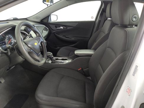 Used 2023 Chevrolet Malibu LT FWD image 17