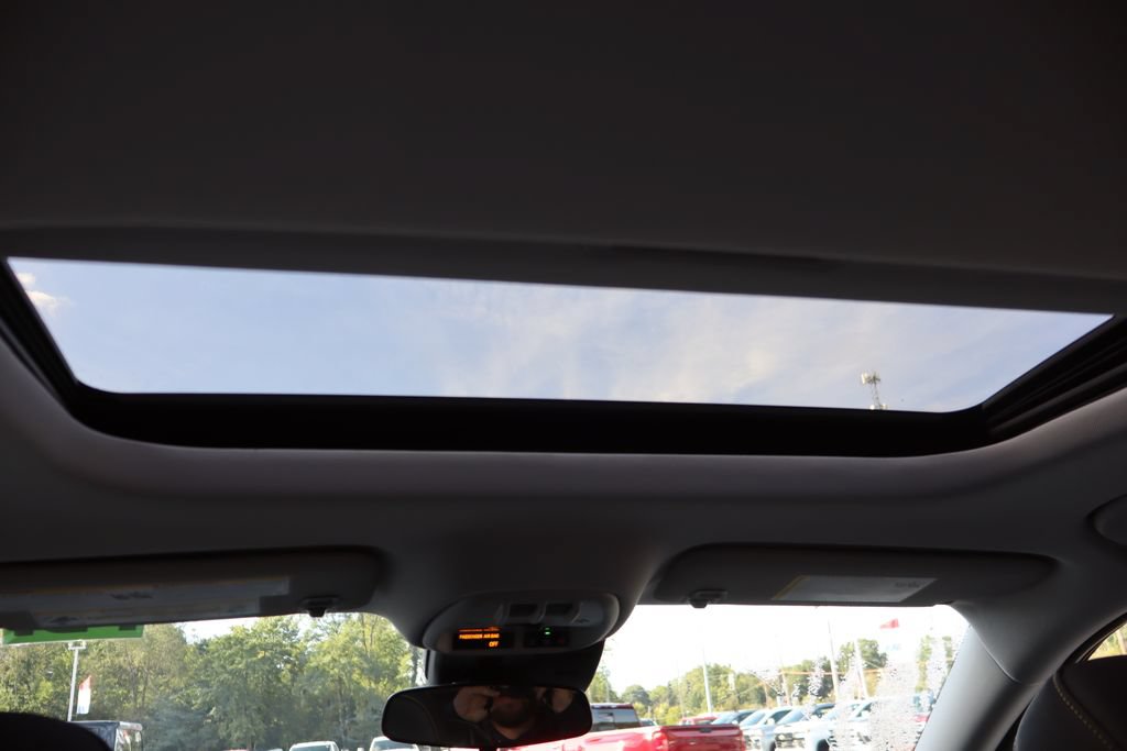 New 2026 Chevrolet Trax ACTIV w/ Sunroof Package FWD image 20