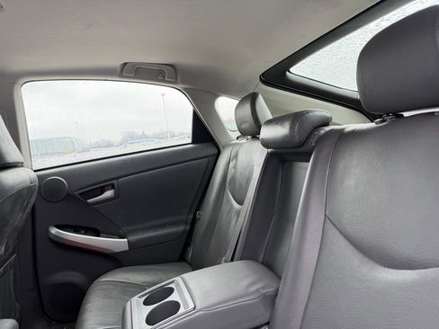 Used 2010 Toyota Prius Five image 7