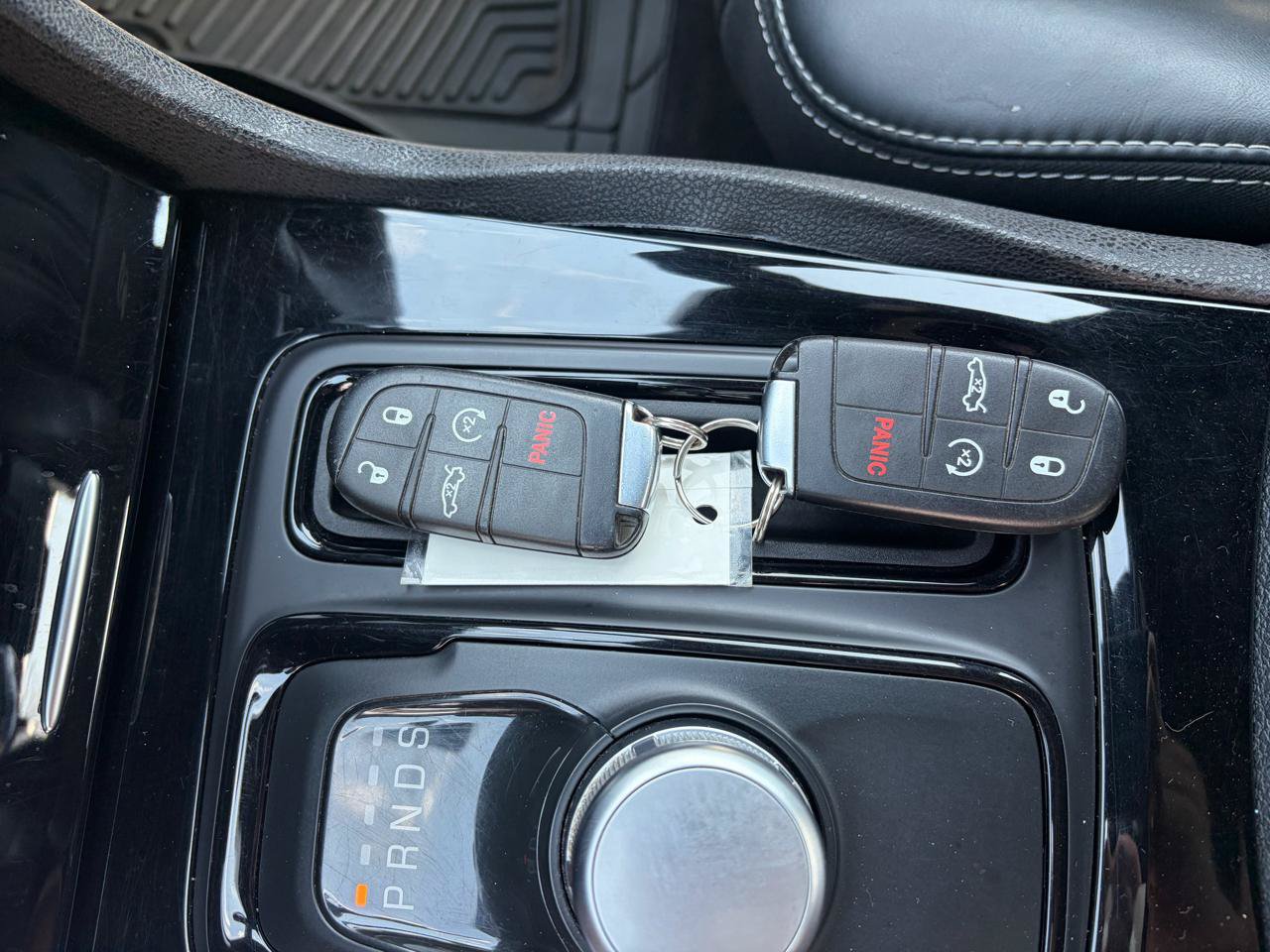 Used 2018 Chrysler 300 S w/ 300S Premium Group AWD/4WD image 11