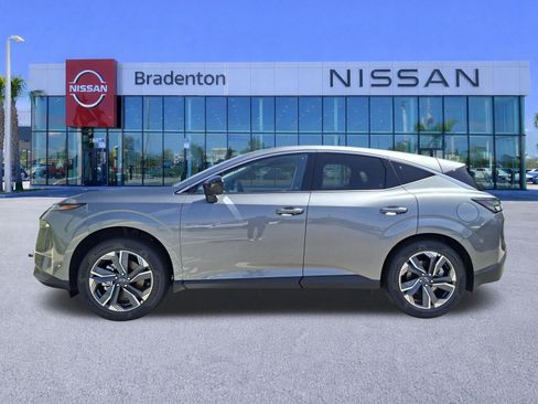 New 2026 Nissan Murano SV AWD/4WD image 3