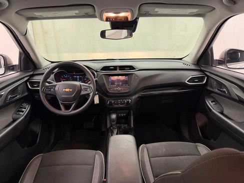 Used 2021 Chevrolet TrailBlazer LS FWD image 20
