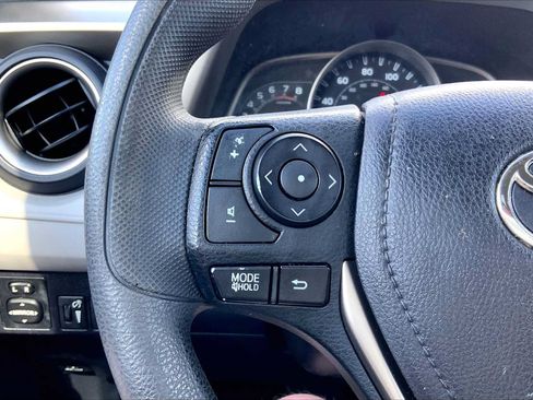 Used 2014 Toyota RAV4 LE AWD/4WD image 23