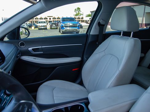 Used 2022 Hyundai Sonata Limited FWD image 14