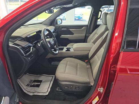 Certified 2024 GMC Acadia Elevation AWD/4WD image 13