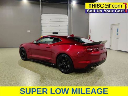Used 2023 Chevrolet Camaro LT w/ Technology Package RWD image 5