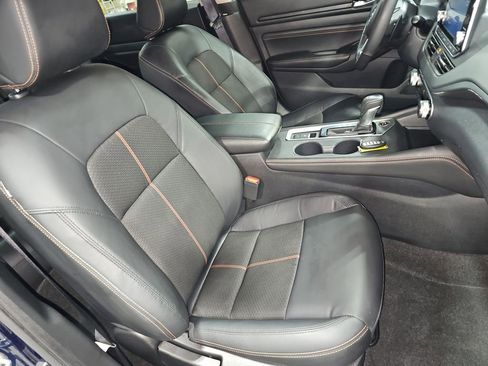 Used 2022 Nissan Altima 2.5 SR image 14