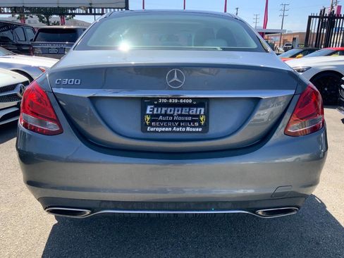 Used 2017 Mercedes-Benz C 300 Sedan image 7