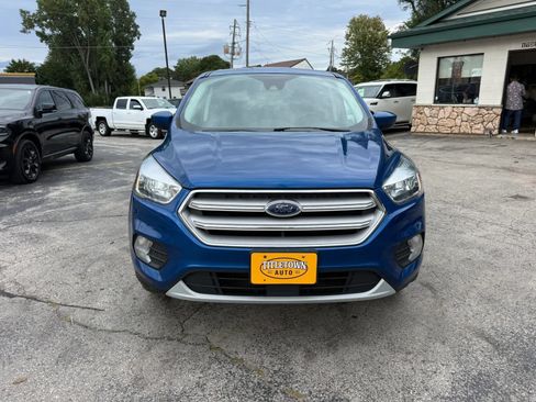 Used 2019 Ford Escape SE w/ Ford Safe & Smart Package AWD/4WD image 8