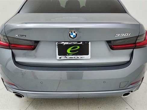 Used 2025 BMW 330i xDrive Sedan image 11