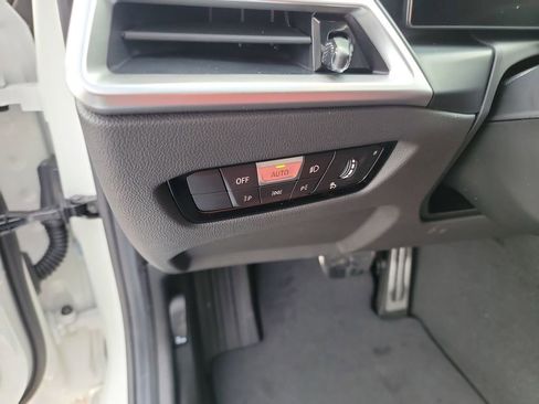 Certified 2025 BMW 330i xDrive Sedan w/ M Sport Package image 11