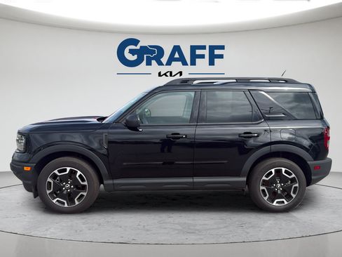 Used 2023 Ford Bronco Sport Outer Banks w/ Tech Package AWD/4WD image 4
