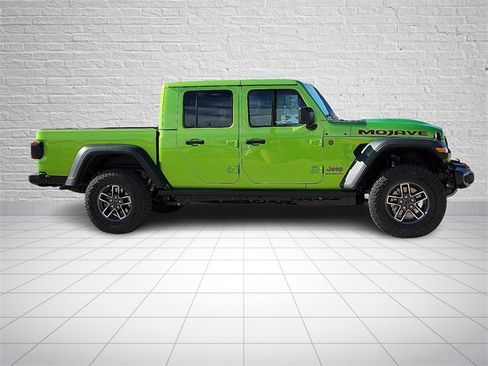 New 2026 Jeep Gladiator Mojave image 5