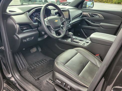 Certified 2023 Chevrolet Traverse Premier image 10