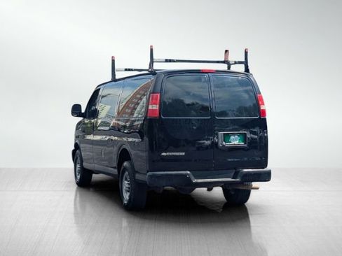 Used 2017 Chevrolet Express 2500 image 6