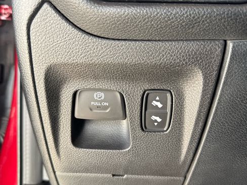 Used 2020 RAM 1500 Laramie image 18