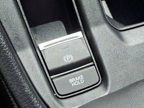 Certified 2025 Honda Accord LX image 25
