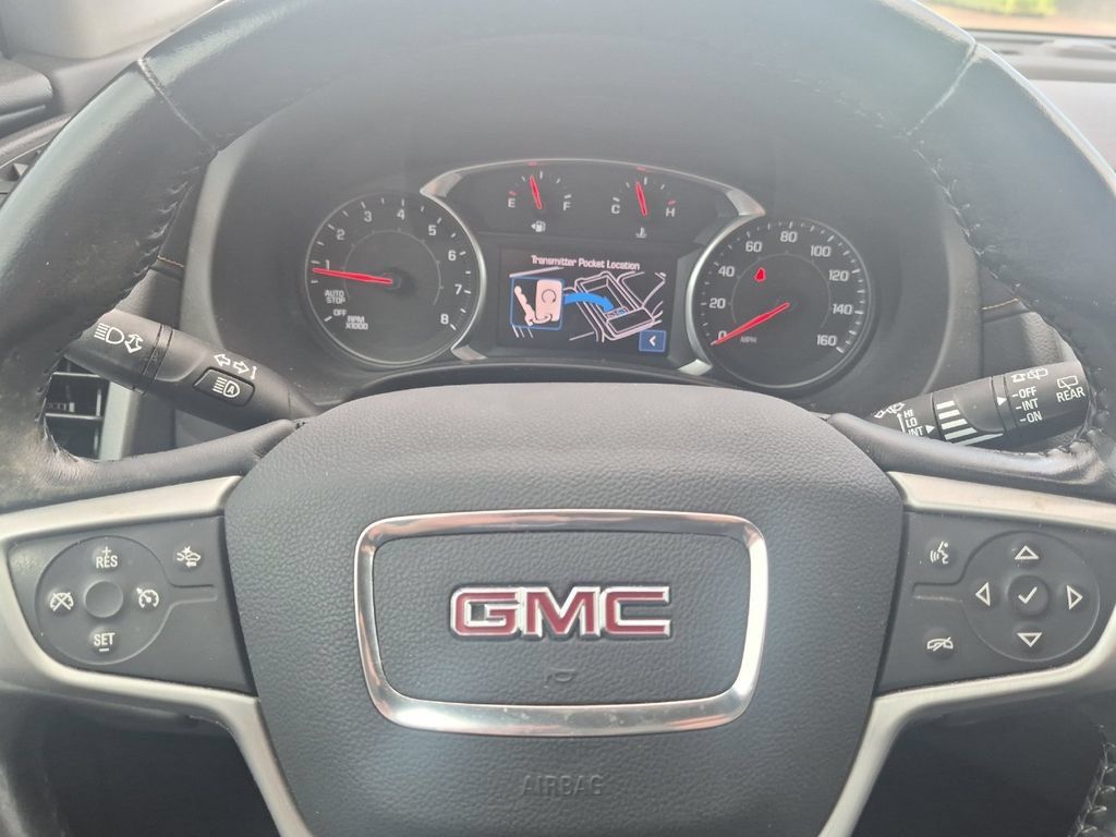 Used 2020 GMC Terrain SLE w/ Elevation Edition FWD image 22