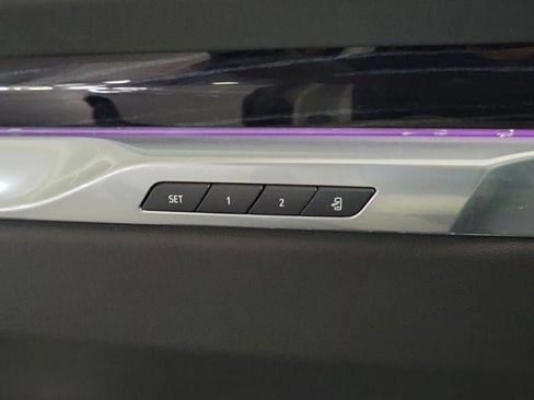 Certified 2025 Cadillac Escalade ESV Sport image 19