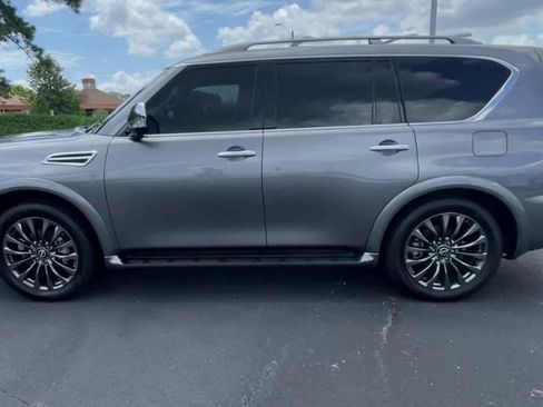 Used 2023 Nissan Armada Platinum w/ Captain's Chairs Package RWD image 5