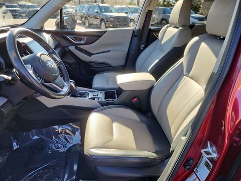 Used 2019 Subaru Forester Limited image 10