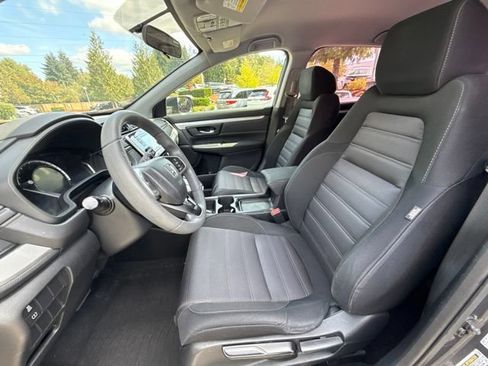 Used 2018 Honda CR-V LX image 6