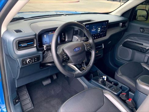 Used 2025 Ford Maverick Lobo image 17