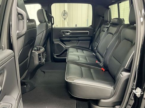 New 2026 RAM 1500 Laramie w/ Laramie Preferred Package AWD/4WD image 7