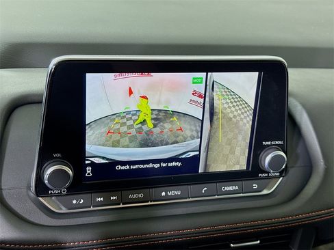 Certified 2025 Nissan Rogue SV image 6