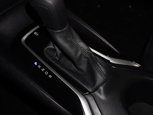 Certified 2025 Toyota Corolla LE image 17