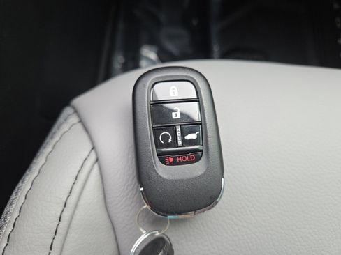 New 2025 Honda Pilot EX-L image 35